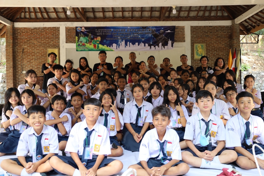 LATIHAN DASAR KEPEMIMPINAN (LDK) OSIS SMP XAVERIUS 2 BANDAR LAMPUNG