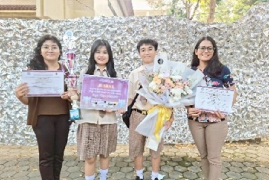 SMP Xaverius 2 Bandar Lampung Meraih Juara 1 Lomba Cerdas Cermat Matematika Se-Provinsi Lampung dalam Ajang Dies Natalis ke-25 Jurusan Matematika FMIPA Universitas Lampung