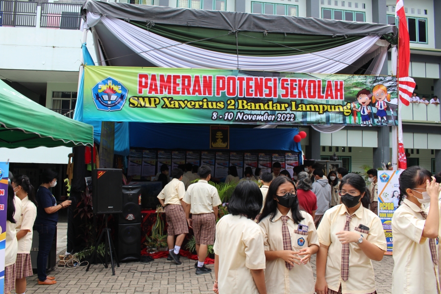 PAMERAN POTENSI SEKOLAH SMP XAVERIUS 2 BANDAR LAMPUNG