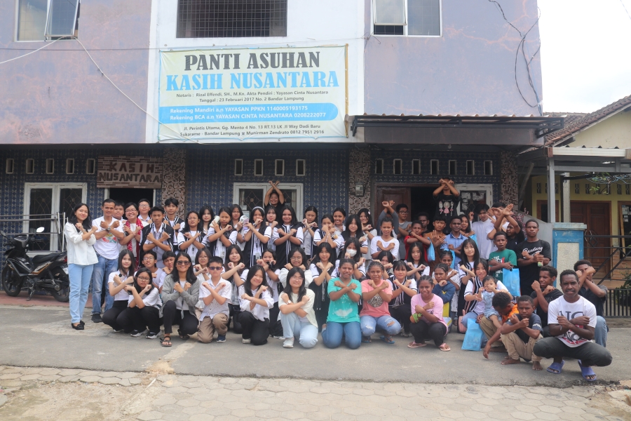 All Children Need Love: Perjalanan Kasih SMP Xaverius ke Panti Asuhan Kasih Nusantara